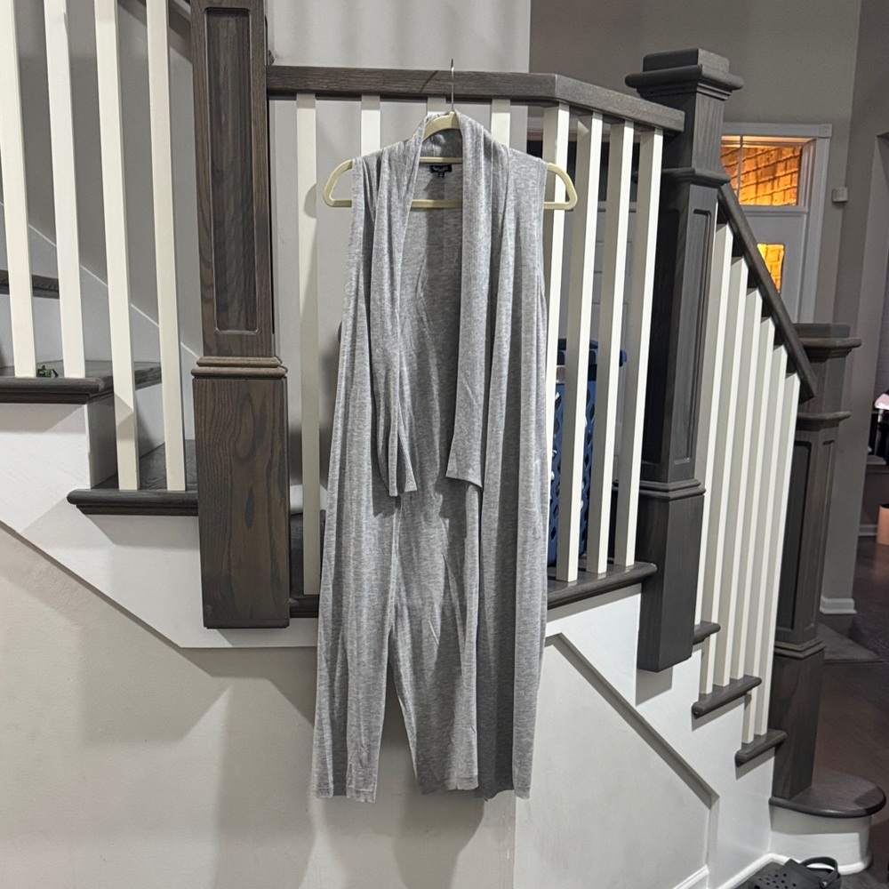 Splendid Heather Gray Sleeveless Cardigan